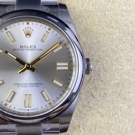 Clean Factory Rolex Oyster Perpetual M124300-0001 Silver Dial Size 41mm