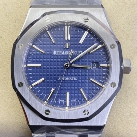 ZF Factory Fake Audemars Piguet Royal Oak 15400ST.OO.1220ST.03 Watch