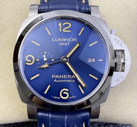 VS Factory Fake Panerai Watches Luminor GMT PAM01033 Blue Dial Size 44mm