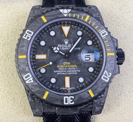 VS Factory Custom Replica Rolexs Submariner Carbon Fiber Case Yellow