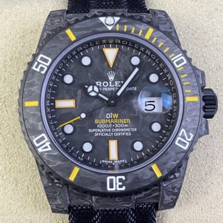 VS Factory Custom Replica Rolexs Submariner Carbon Fiber Case Yellow