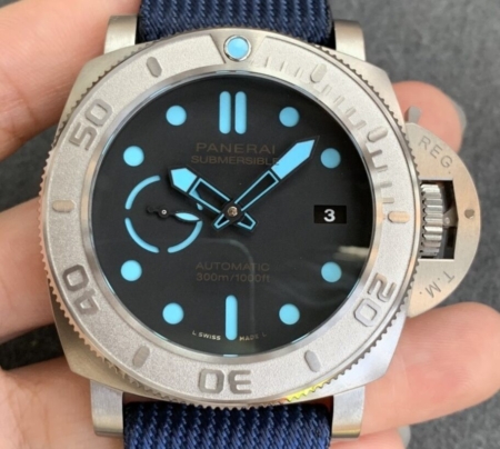 VS Factory Replica Panerai Submersible PAM00985 Watches