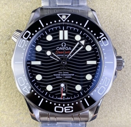 VS Factory Fake Omega Seamaster Vs Real Diver 300M 212.30.41.20.01.003 Black Dial