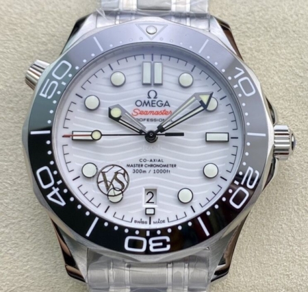 VS Factory Fake Omegas Seamaster Diver 300M 210.30.42.20.04.001 White Dial