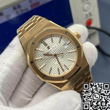 ZF Factory Audemars Piguet Royal Oak 15400OR.OO.1220OR.02 Rose Gold Watch
