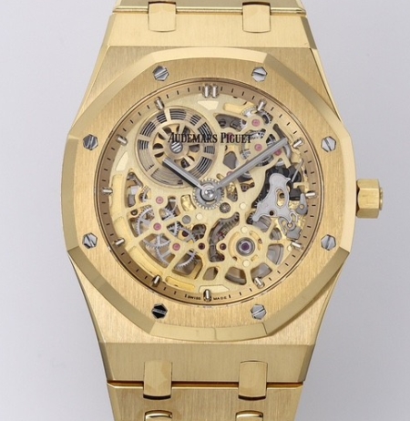 ZF Factory Replicas Audemars Piguet Royal Oak 16204BA.OO.1240BA.01 Gold Watch: A Masterpiece of Luxury and Precision